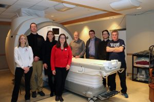 PNL Lab Members with MRI 